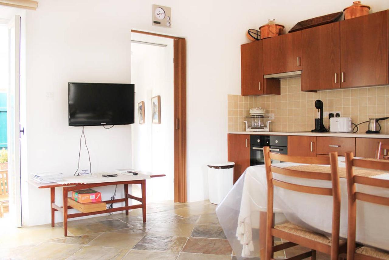 Gasthaus I Plateia Kalopanagiotis Zimmer foto